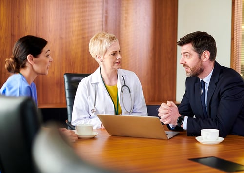 Featured image for article: The Benefits and Risks of Medical Informed Consent Forms