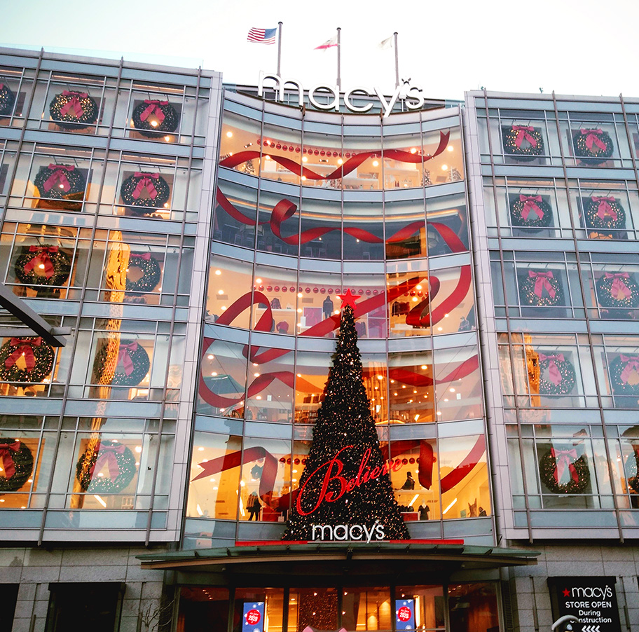 macy’s christmas storefront