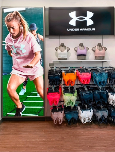 CustomAcrylic-Kohls-CaseStudy